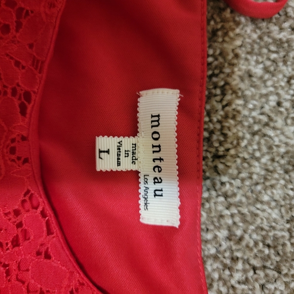 Red lace tank top - Picture 2 of 2